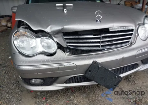 2007 Mercedes-Benz C 230 Sport from USA, damaged, VIN WDBRF52H57E026692